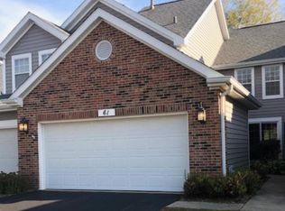 61 Stevens Dr, Schaumburg, IL 60173