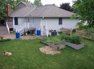 406 N Pinon St, Olathe, KS 66061