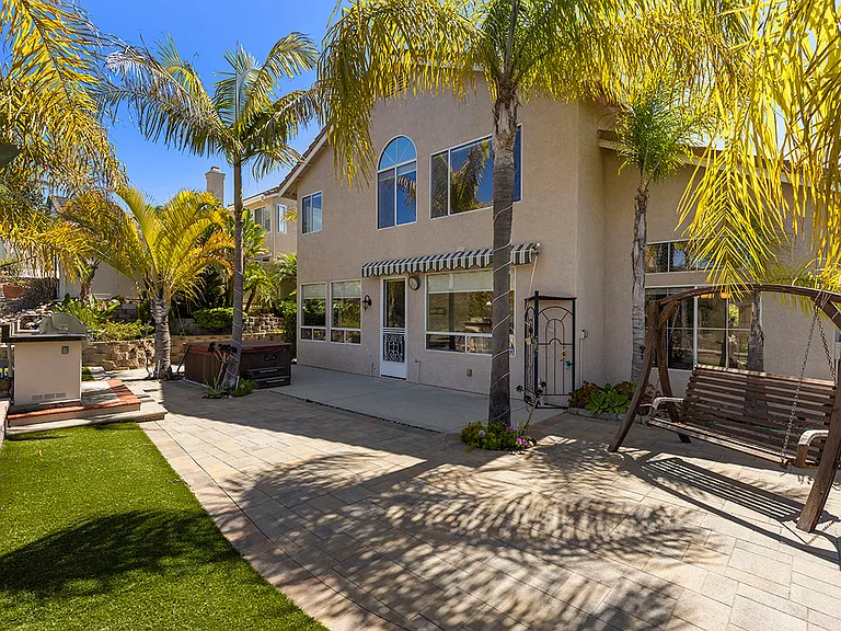 12304 Dormouse Rd — Photo 46