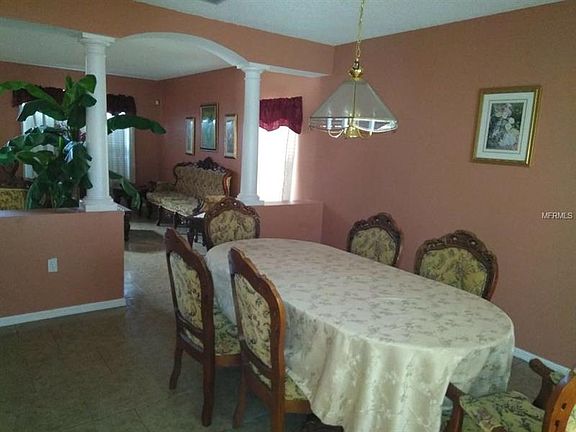 4th image of 542 Bromley Ct