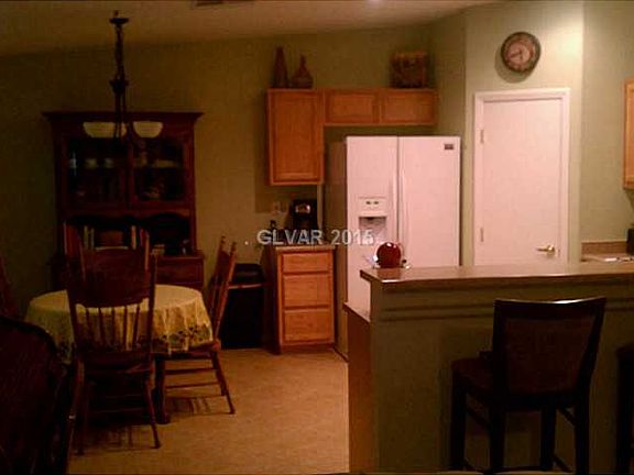 5th image of 10229 Clarks Creek St