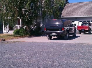 7549 Patterson Rd, Oakdale, CA 95361