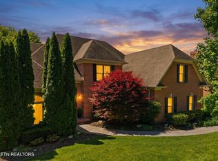 9106 Farrell Park Ln, Knoxville, TN 37922