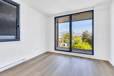 3455 Hastings St E — Photo 65