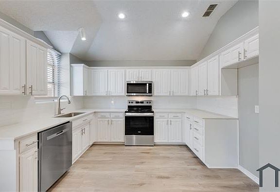 2nd image of 4216 Maryanne Pl #0
