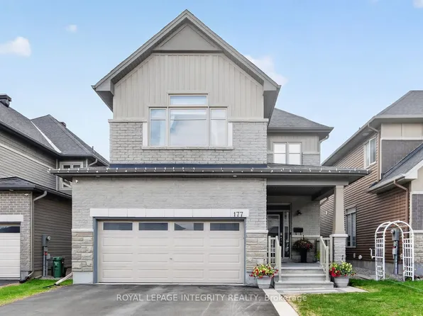 177 Fairweather St, Ottawa, ON K1T 0N2