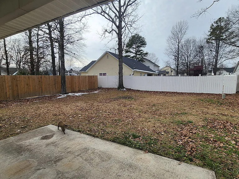 3105 Queensdale Dr — Photo 8