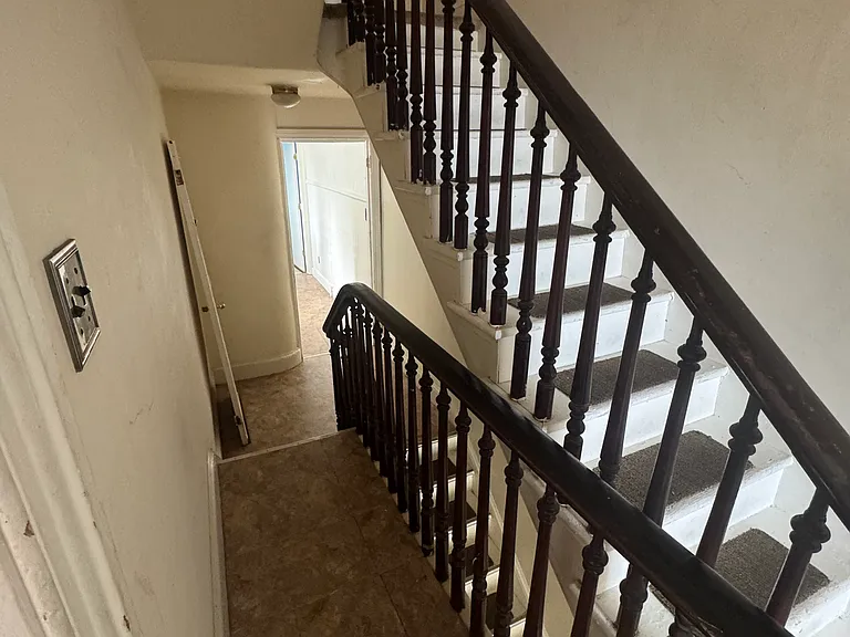 1459 Washington St #2 — Photo 8