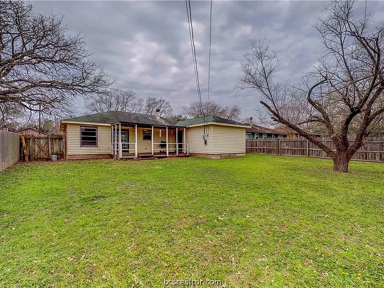 1107 Braeswood Dr — Photo 43