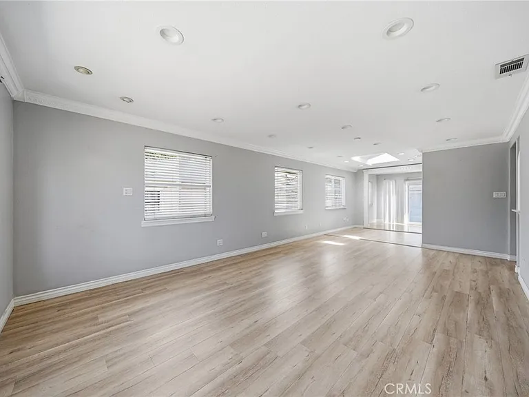 6052 Marshall Ave — Photo 3