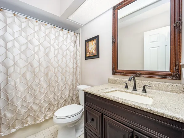 6886 SE Bunker Hill Drive, Hobe Sound, FL 33455