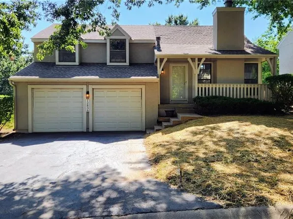 12836 W 108th St, Overland Park, KS 66210