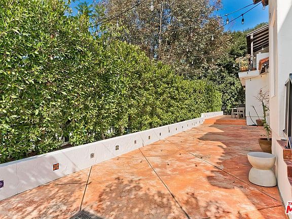5th image of 3447 Primera Ave