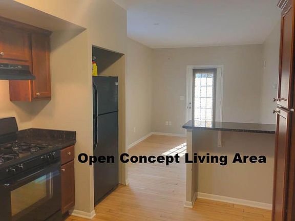 4th image of 2851 S Clement Ave