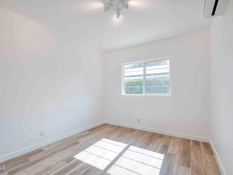 3185 Larga Ave — Photo 14