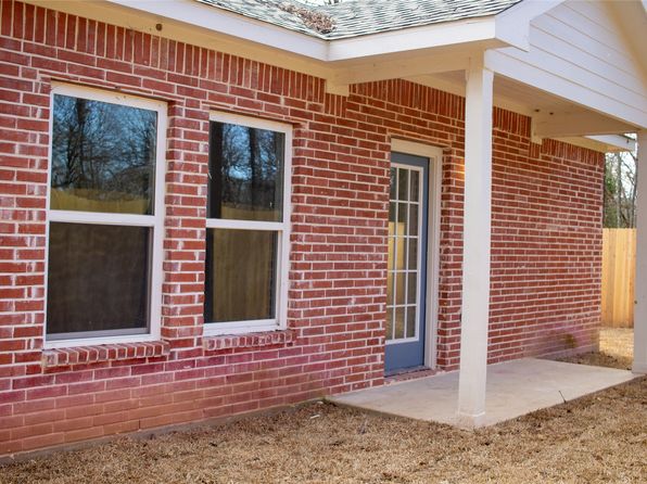 138 Barcelona St, Mabank, TX 75156