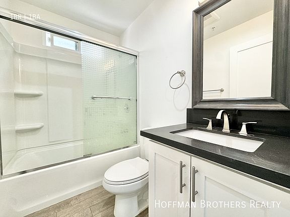 5th image of 601 N Normandie Ave APT 6
