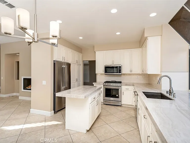 24911 Stonegate Ln — Photo 7