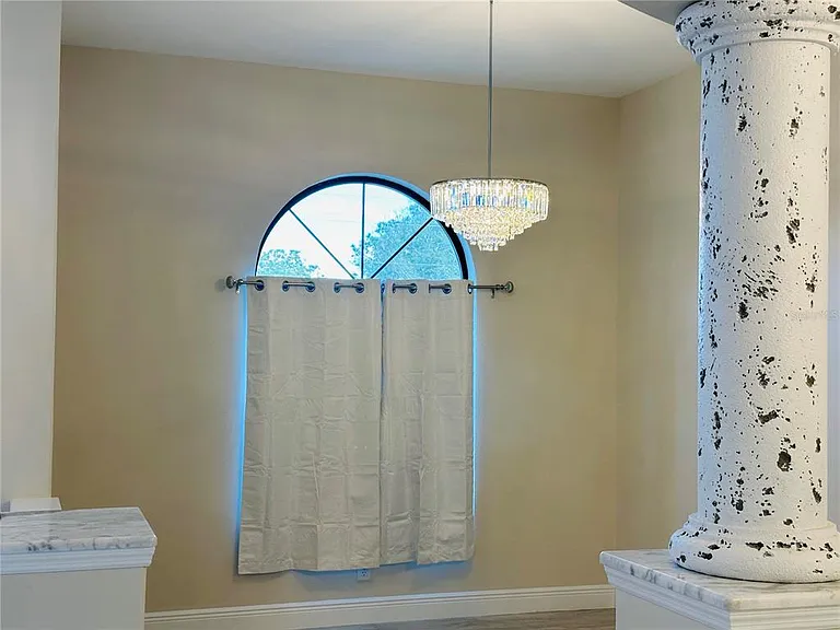5780 N Lena Dr — Photo 9