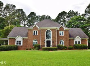 1333 Temple Johnson Rd, Loganville, GA 30052