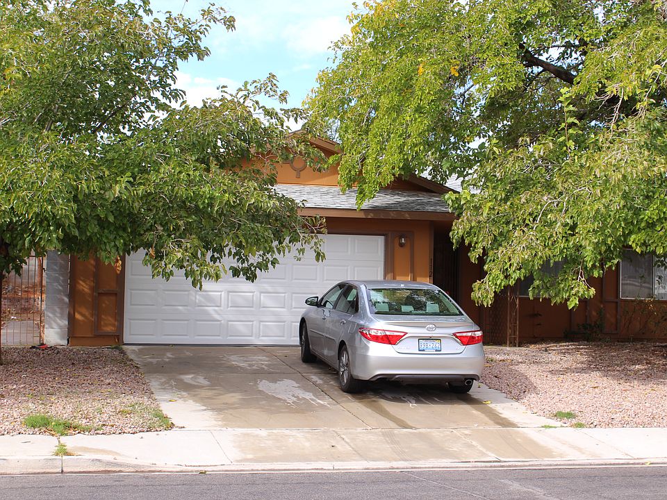 1st image of 112 Windsong St