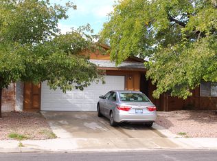 112 Windsong St, Las Vegas, NV 89145