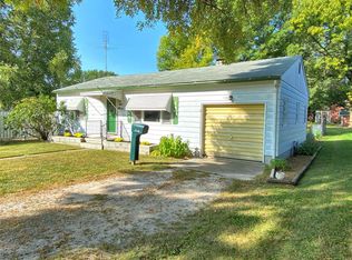 1715 N Monroe St, Litchfield, IL 62056