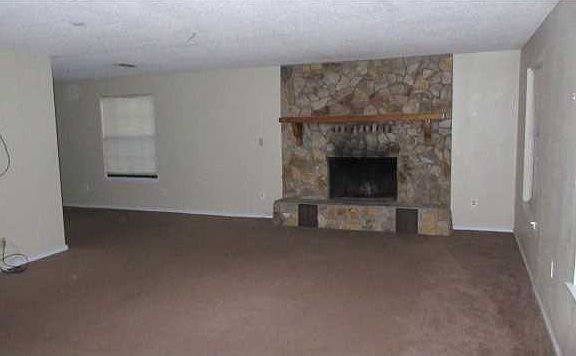 2nd image of 7755 NW Chattahoochee Cir