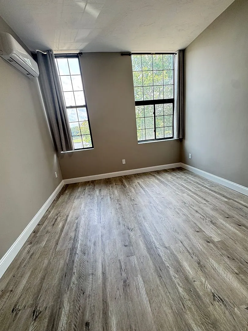 Welcome to 70 Webster Apt 202! — Photo 3