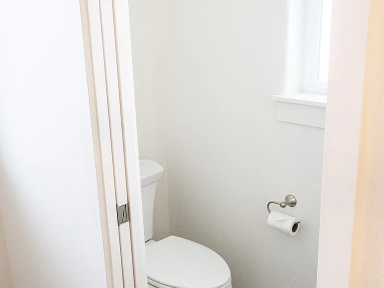 289 NE Arrowhead Dr — Photo 15