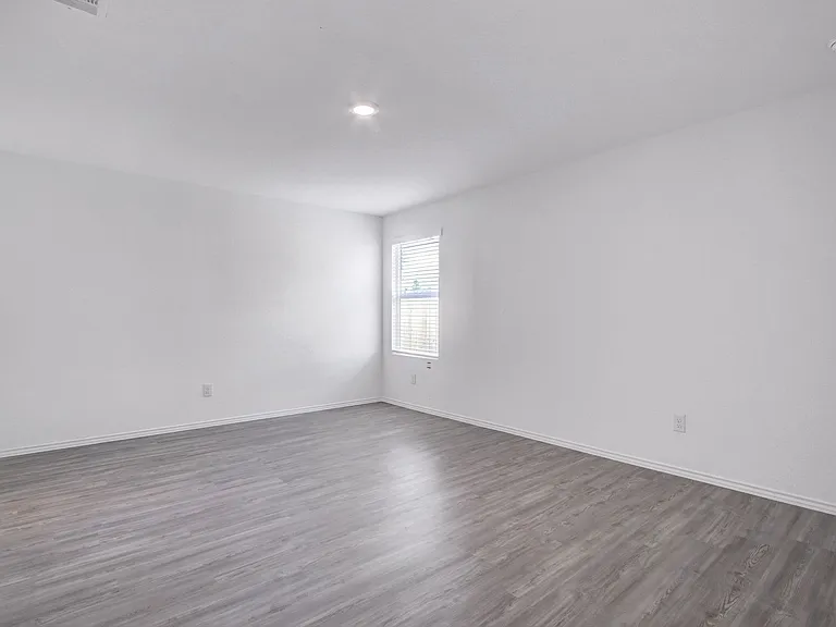 15003 Greenfield Ml — Photo 14