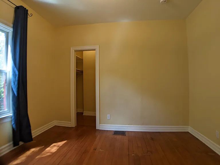 1827 N Skidmore St — Photo 11