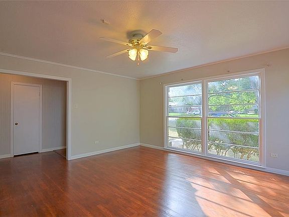 5th image of 3912 Morrow Ave
