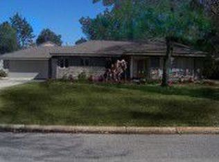 1002 Sunset Ln, Cadillac, MI 49601