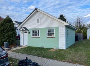 2 E Mill Rd #D, Maple Shade, NJ 08052