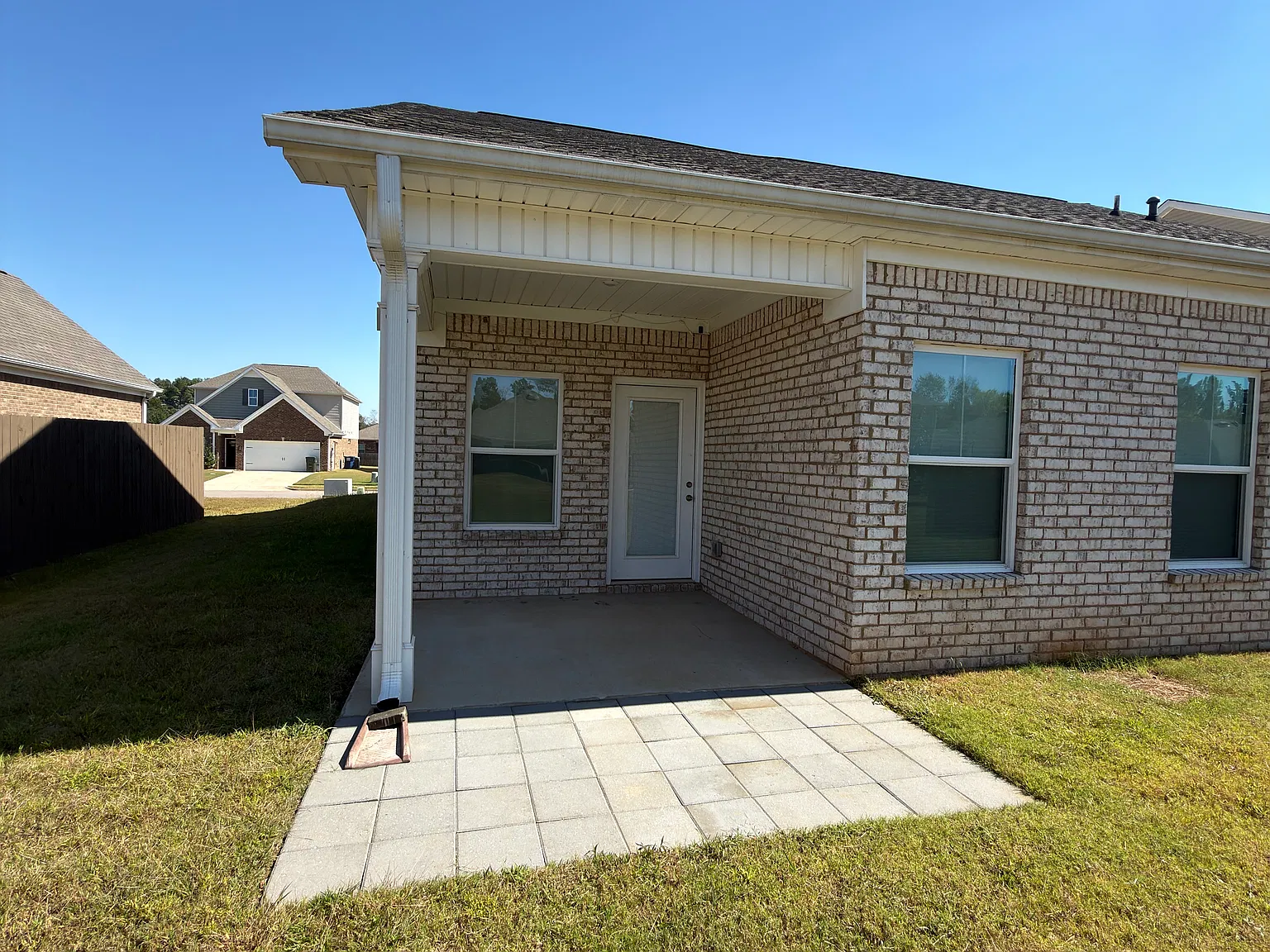 3 bed, 1740 sqft, $1,840 — Photo 3