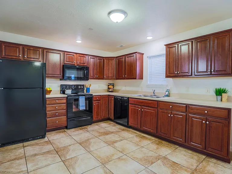 20- Beachfield Ln #20 — Photo 3