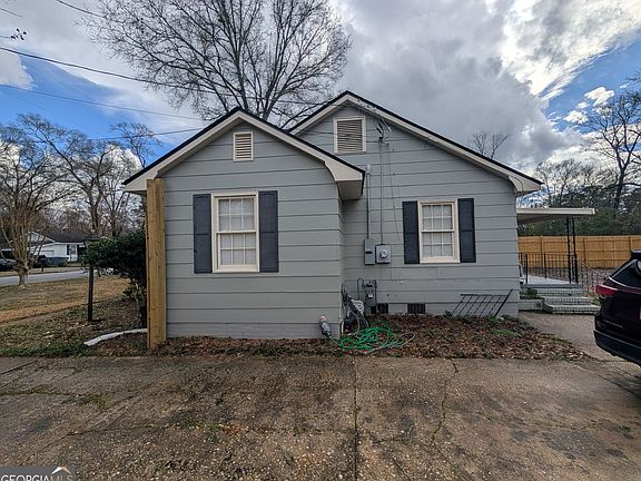 3rd image of 1647 Berkley Ave