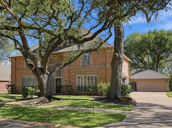 4519 Castlewood St, Sugar Land, TX 77479