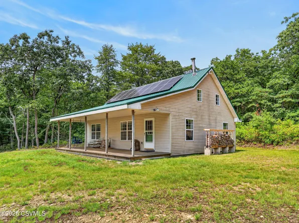 1224 New Sand Spring Dr, Williamsport, PA 17701