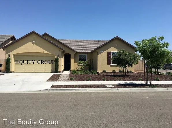 2008 N Stokes Ct, Visalia, CA 93291