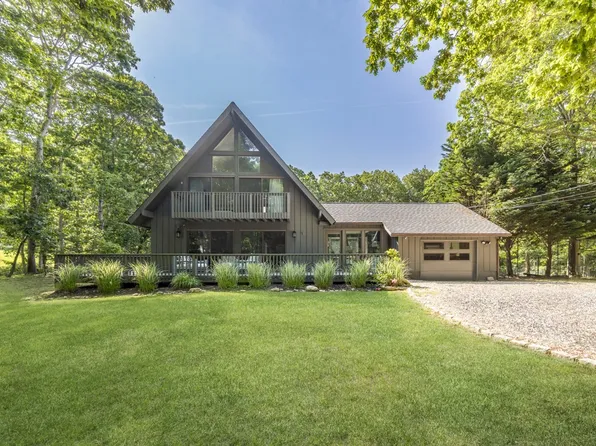 6 Laurel Dr, Montauk, NY 11954