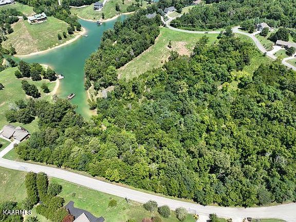 5th image of Lakebend Ln