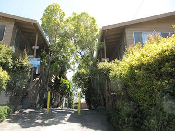 2nd image of 1638 Hearst Ave APT 1D