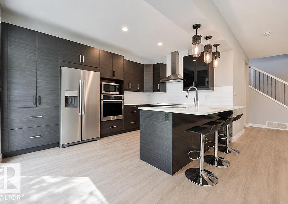 1st image of 7202 98th St NW