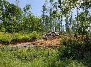 395 Bear Hollow Rd, Rogersville, TN 37857