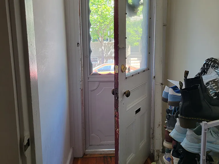68 Plymouth St — Photo 13