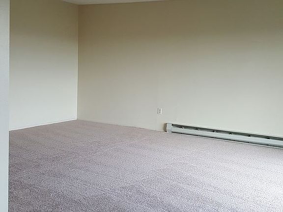 5th image of 15100 65th Ave S APT 15