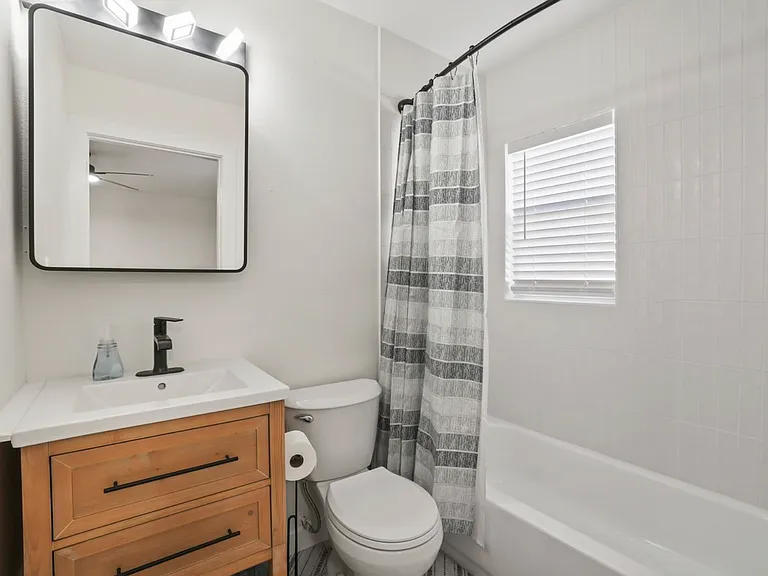 2125 W Cypress St — Photo 10
