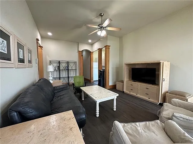 929 Lowerline St #B — Photo 9